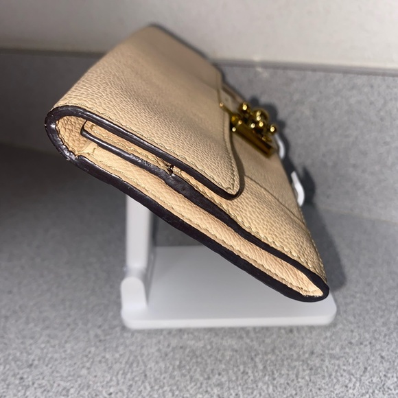 EUC Chloé Elsie Cream Continental Turn-Lock Leather Wallet - Picture 6 of 15